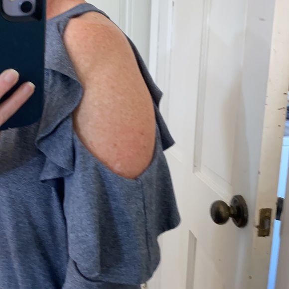 Cold Shoulder Ruffle Blouse - Picture 2 of 7